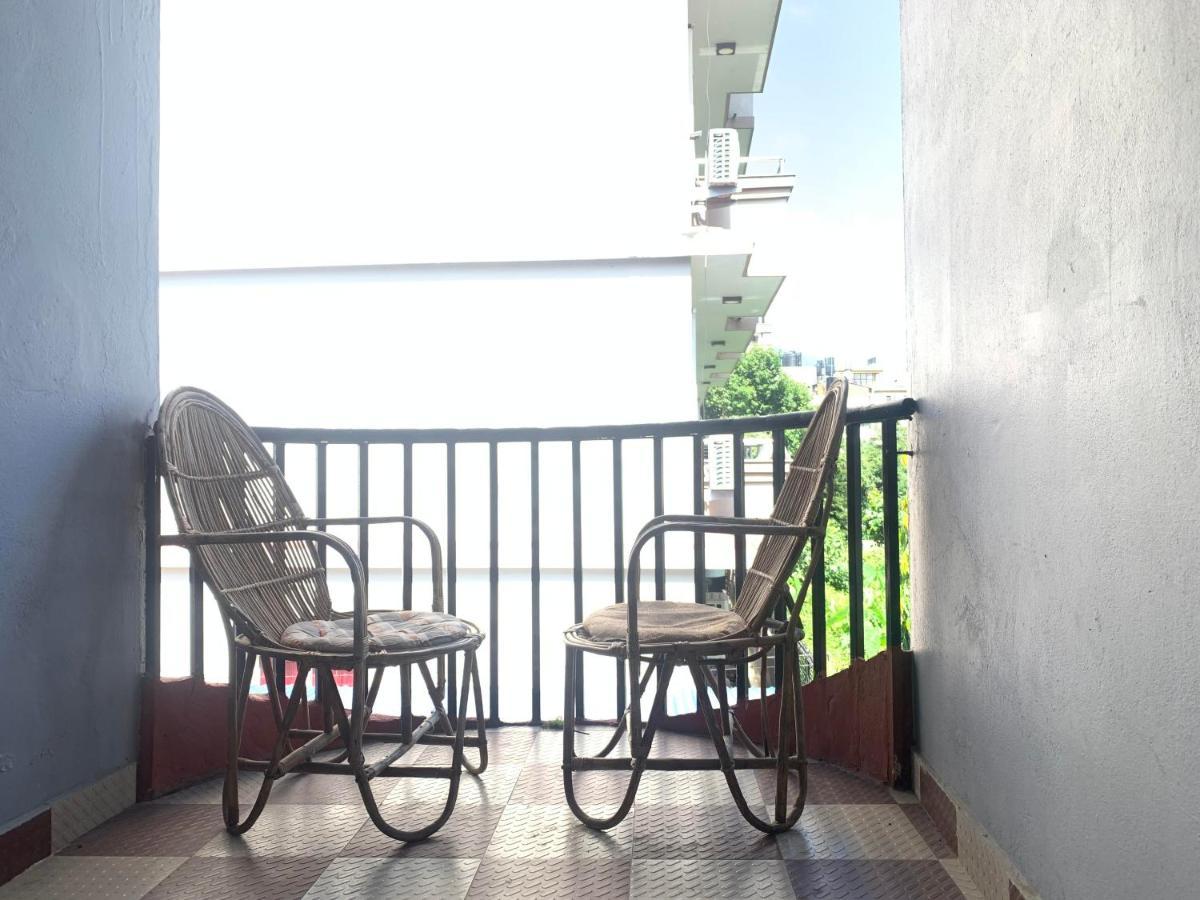 Hotel Peace Ganga Inn Pokhara Exterior foto